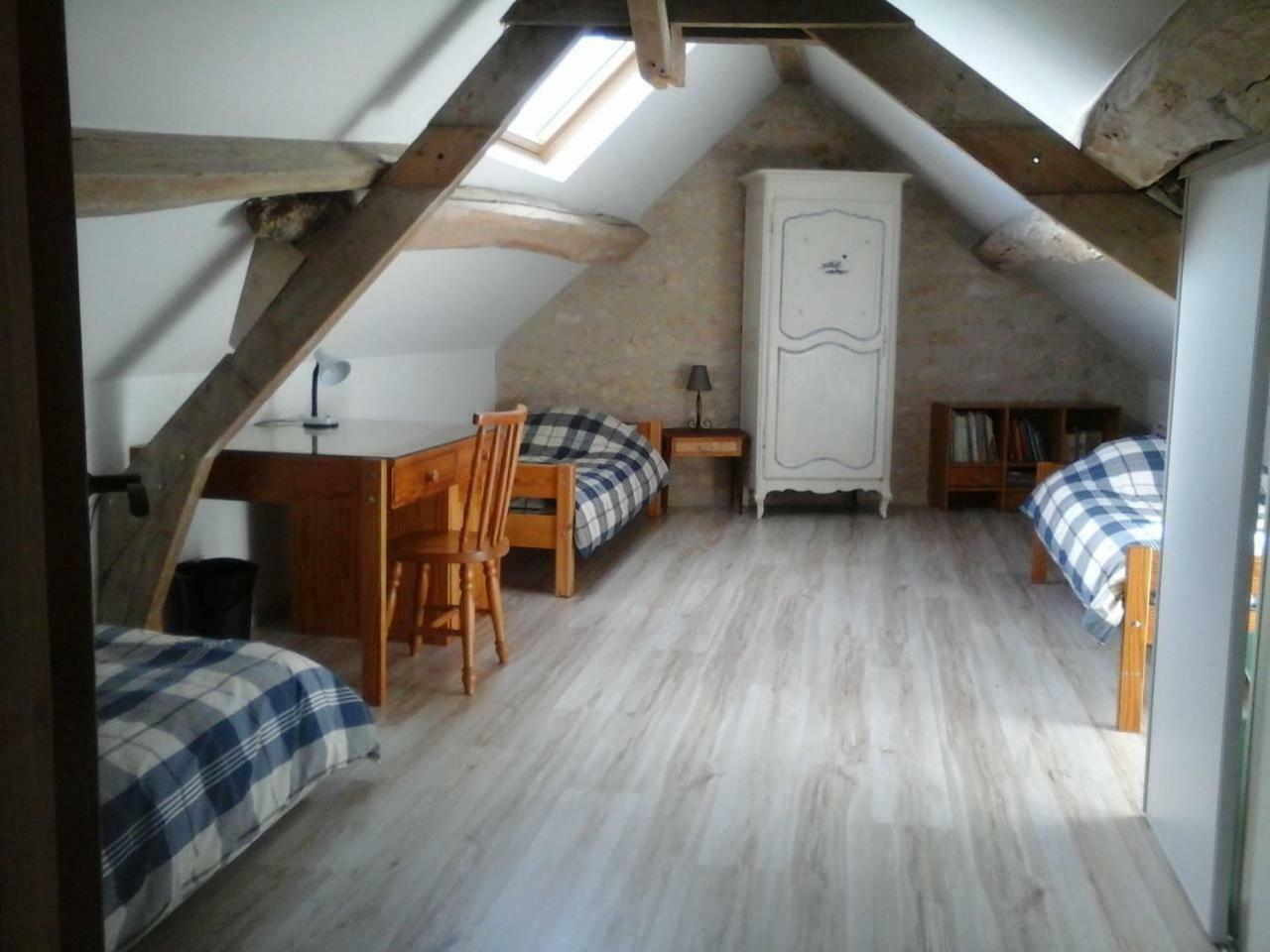 Ancienne Maison Des Templiers Gouillons